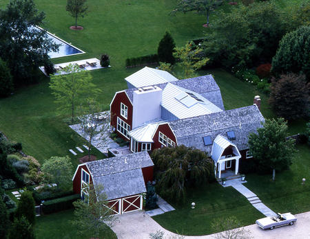 THE BARNYARD | BRIDGEHAMPTON, NY